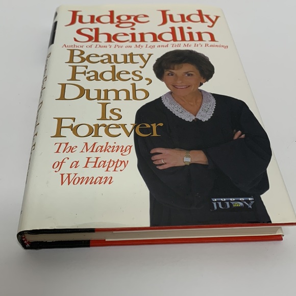 Book | Judge Judy Sheindlin Beauty Fades Dumb is Forever Making Of A Happy Woman - Picture 6 of 9